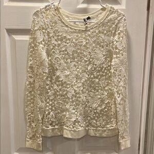 Elegant White Lace Women's Blouse
